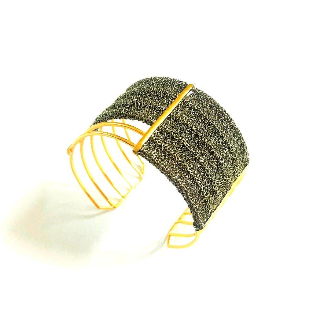 BLACK KNOTTED CUFF BRACELET - Xini Concept